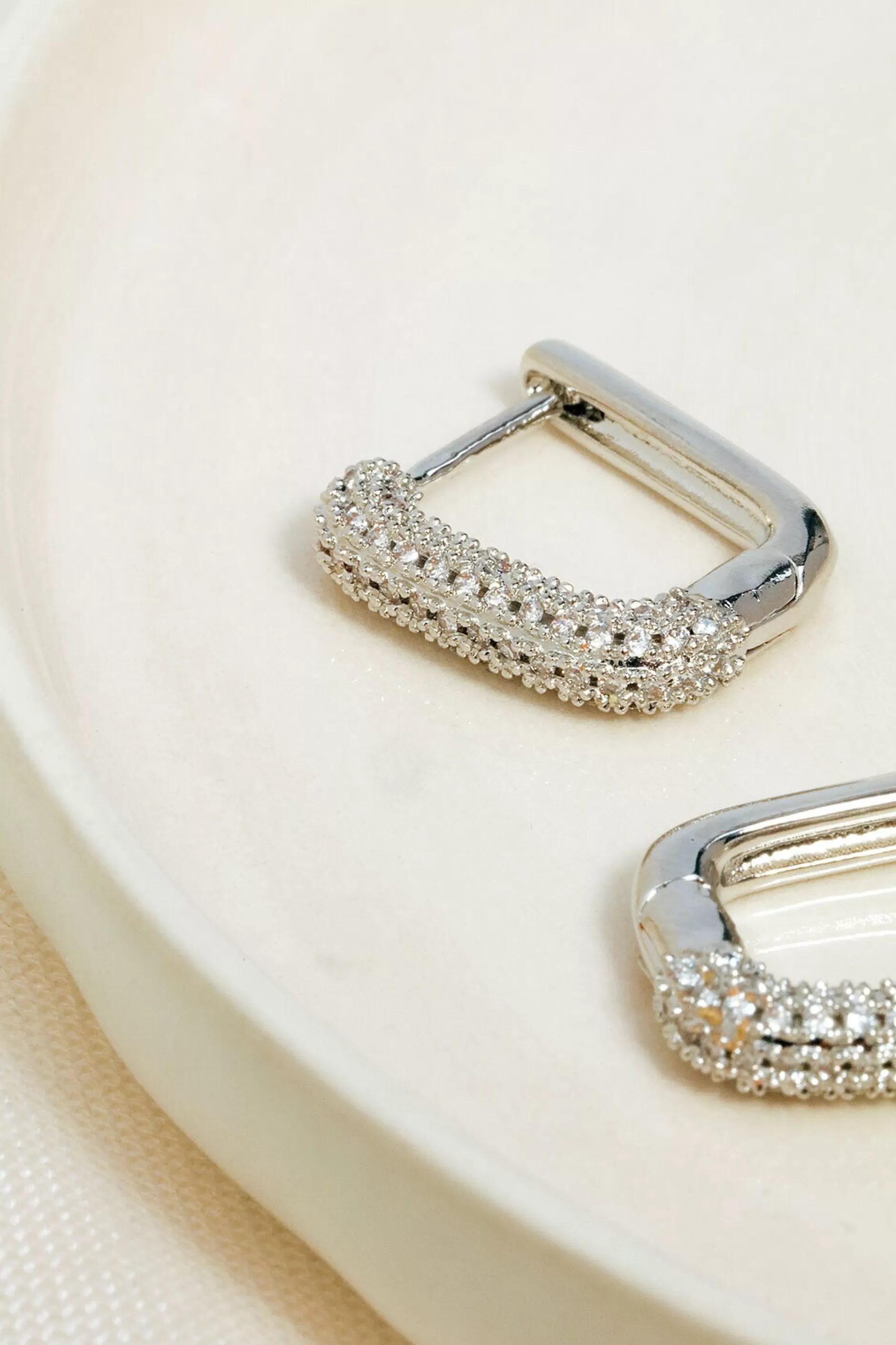 Elegant Sparkly Earrings | Chiquelle Online