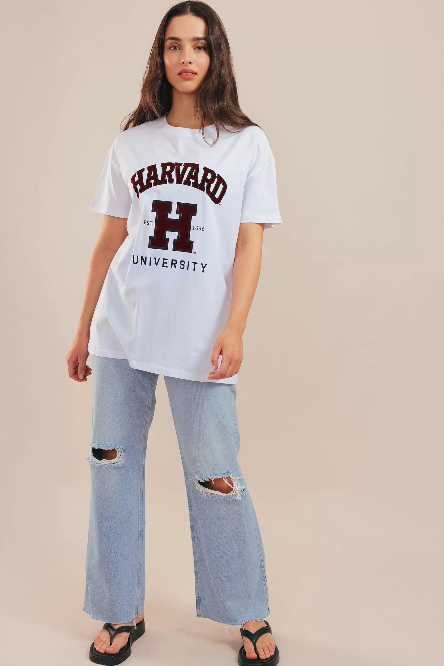 Harvard Tee | Chiquelle New