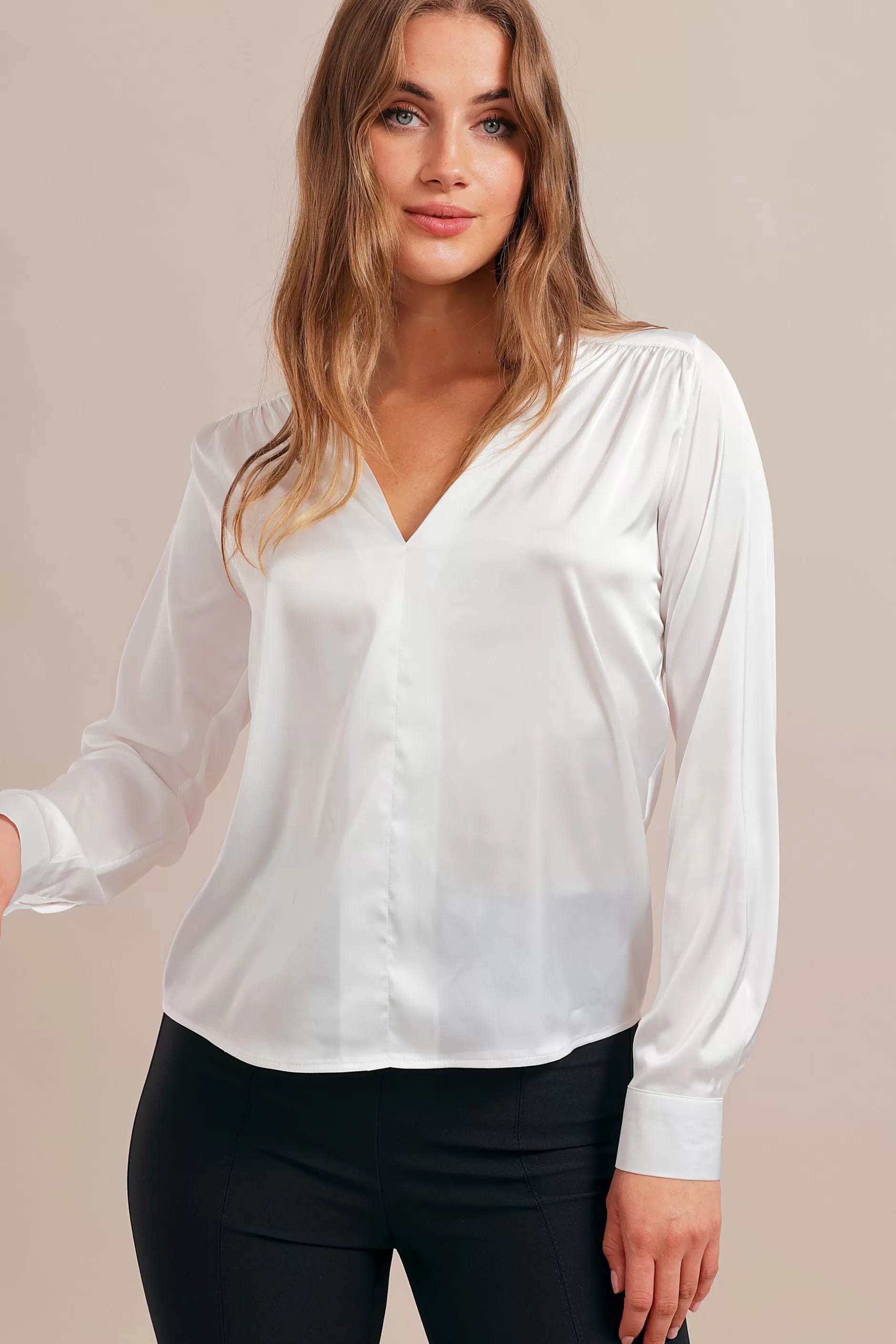 Refined Silky Blouse | Chiquelle Hot