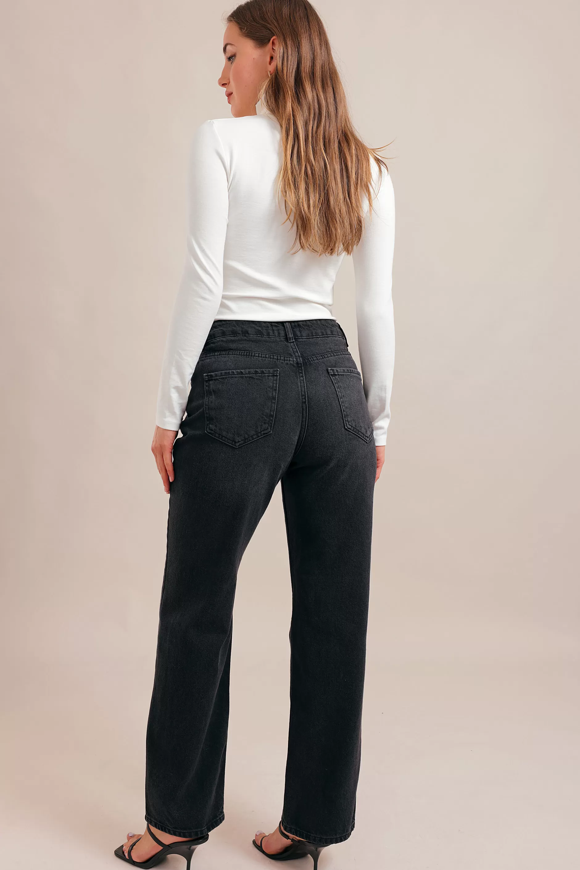 Straight Archive Jeans | Chiquelle Hot